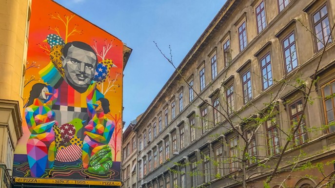 Budapest diventa un museo a cielo aperto grazie alle opere di street art