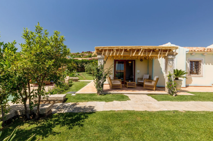 La suite Graziata dell'Hotel Costa Caddu vista dall'esterno