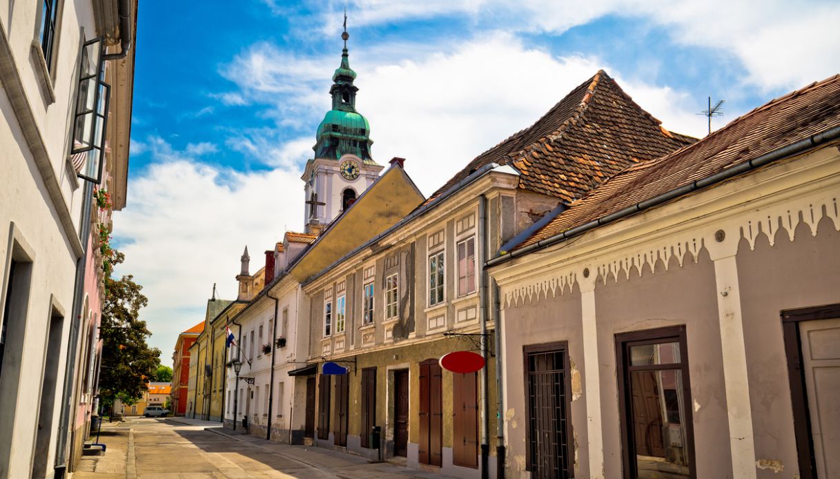 Strada di Karlovac in Croazia
