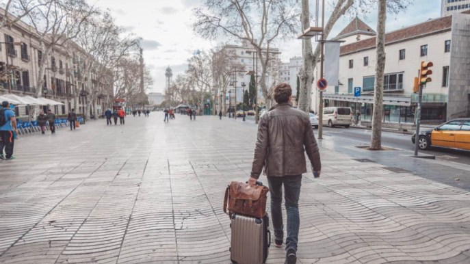 Spagna, nuove regole per entrare dal 2 dicembre: cosa serve