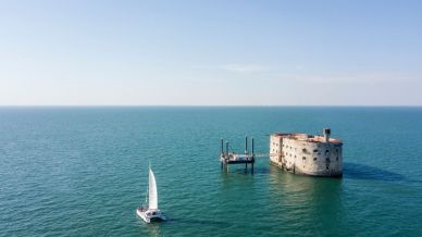 Il Fort Boyard diventa un’attrazione turistica: deve essere salvato