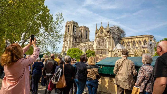 Anche Parigi sfida l’overtourism: le iniziative