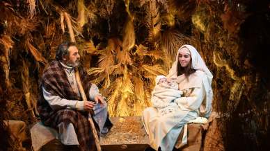 Lo spettacolo suggestivo del presepe vivente di Castanea