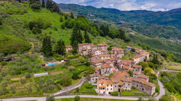 I borghi più belli da visitare sulle Alpi Apuane, veri gioielli italiani