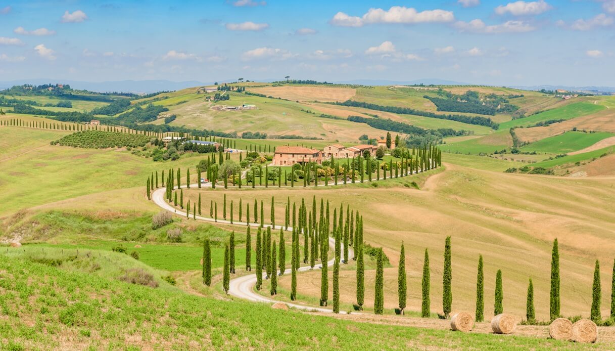 Panorama delle Crete Senesi nei pressi di Asciano