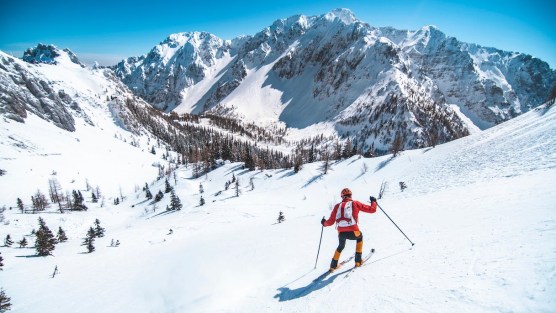 Dove sciare a marzo: le migliori località sciistiche in Italia e in Europa