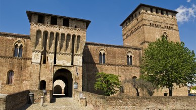 Tutti i misteri dell’incredibile Castello di Pandino, in Lombardia
