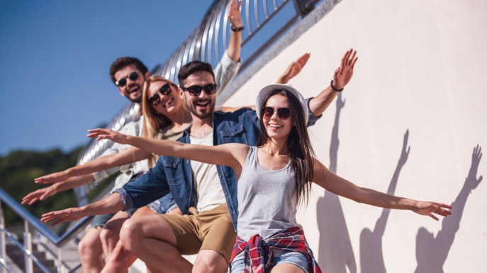 Verso le vacanze estive 2025, come cambiano le abitudini tra mete e modalità di pagamento