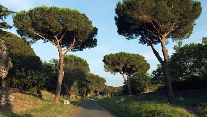 Parco verde della Via Appia Antica a Roma