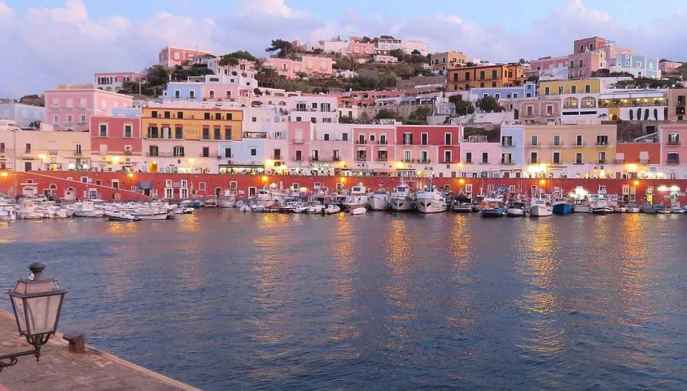 Viaggio in barca alle isole pontine