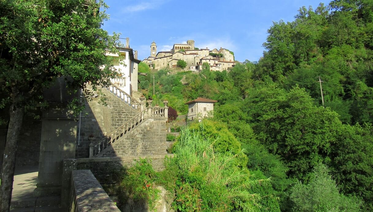 il castello di Bagnone in Lunigiana, Toscana