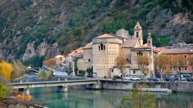 Breil-sur-Roya, il meraviglioso borgo francese nel cuore delle Alpi a due passi dalla Costa Azzurra
