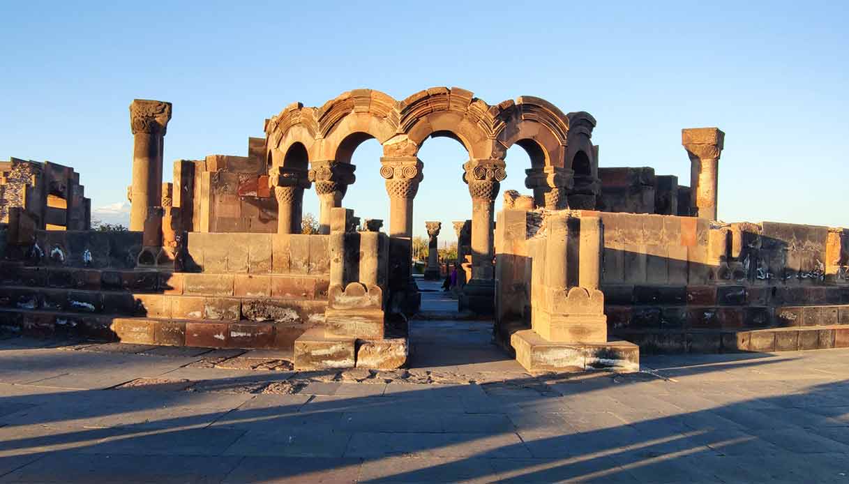 Cattedrale-di-Zvartnots-Armenia