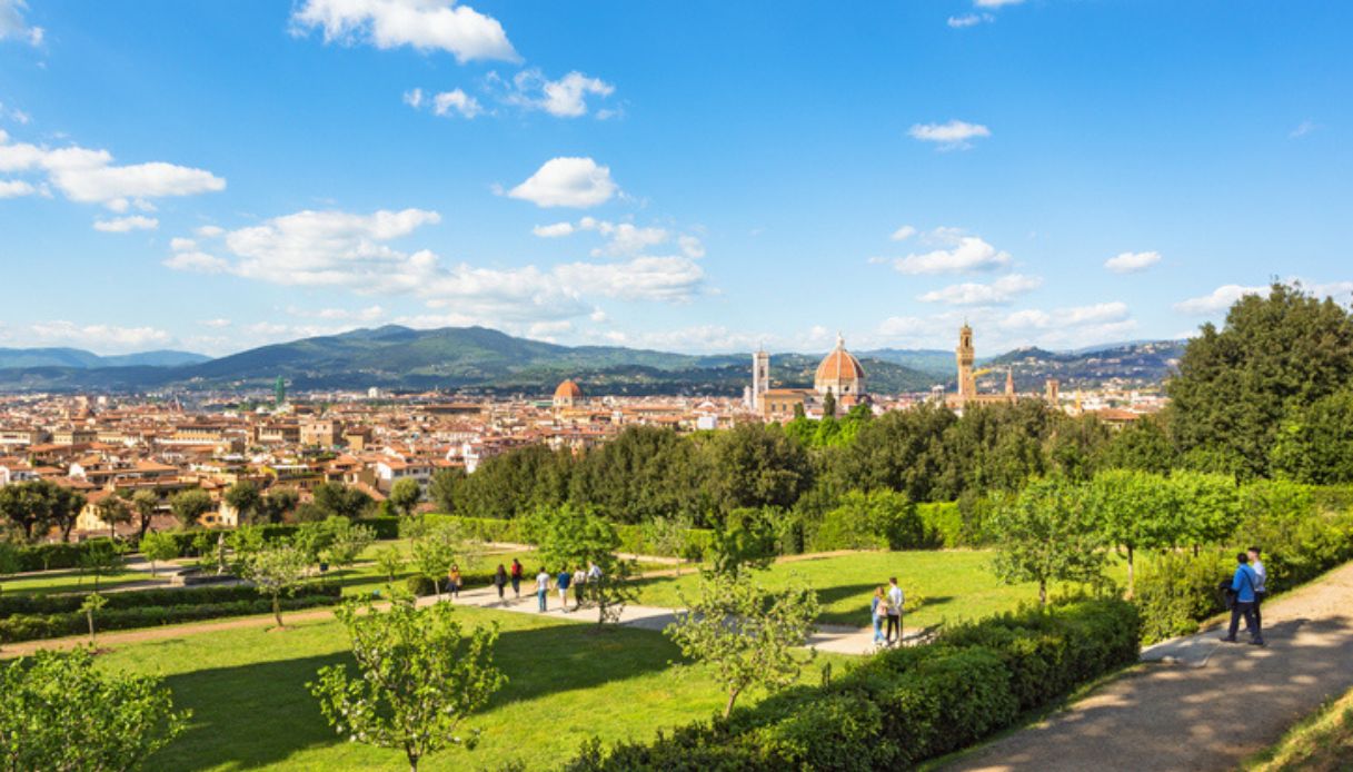 Giardino di Boboli con vista su Firenze, tra i più bei giardini d'Europa