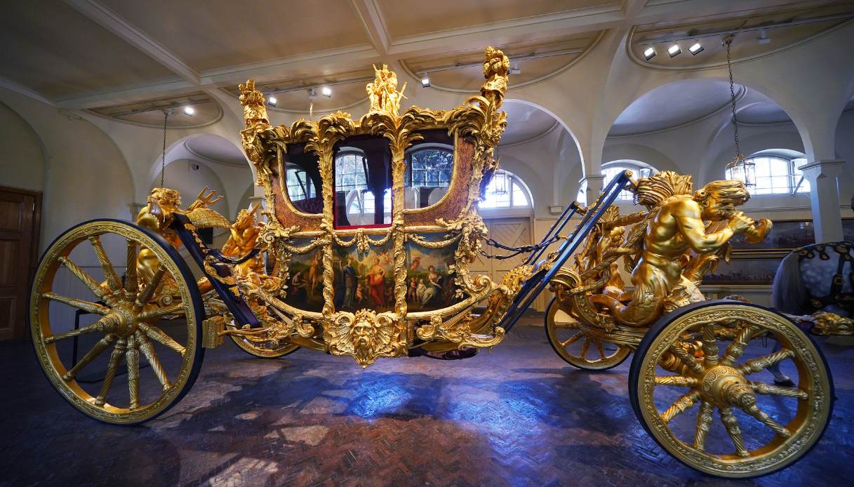 Gold State Coach, Londra