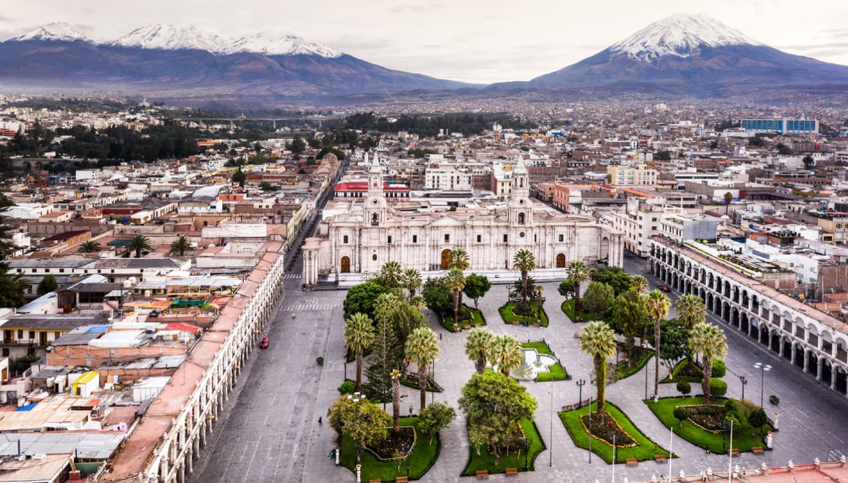 Mario Vargas Llosa la città di nascita: Arequipa