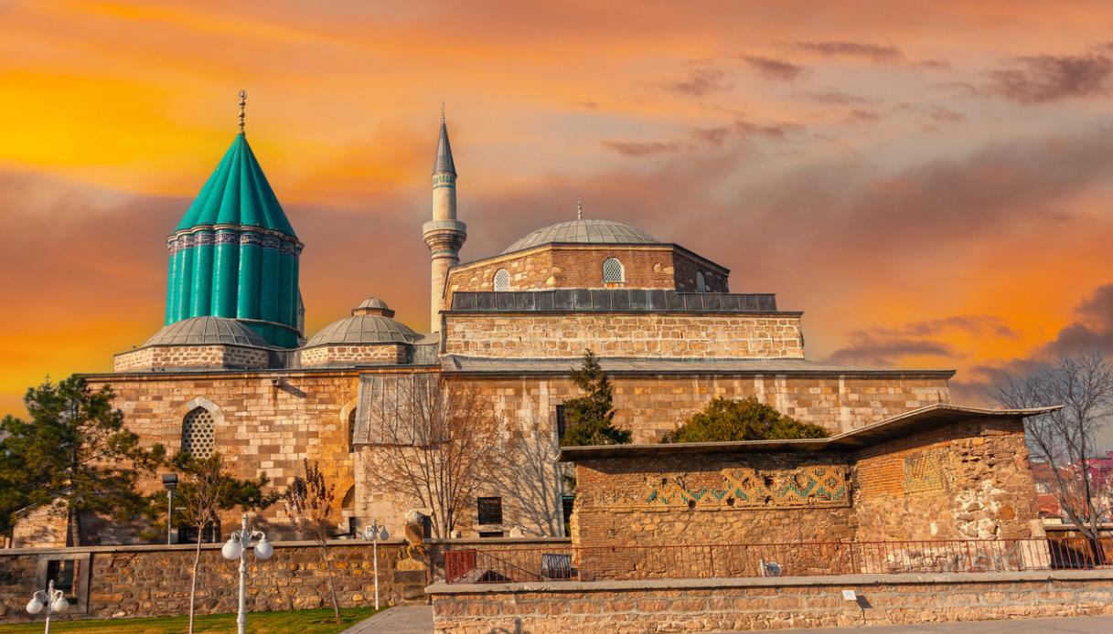 Mausoleo di Rumi, Konya