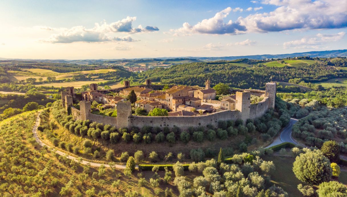 Veduta aerea di Monteriggioni