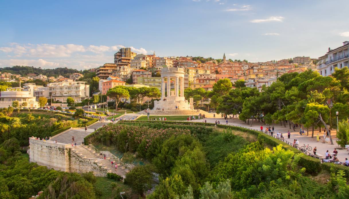Monumento ai Caduti, Ancona