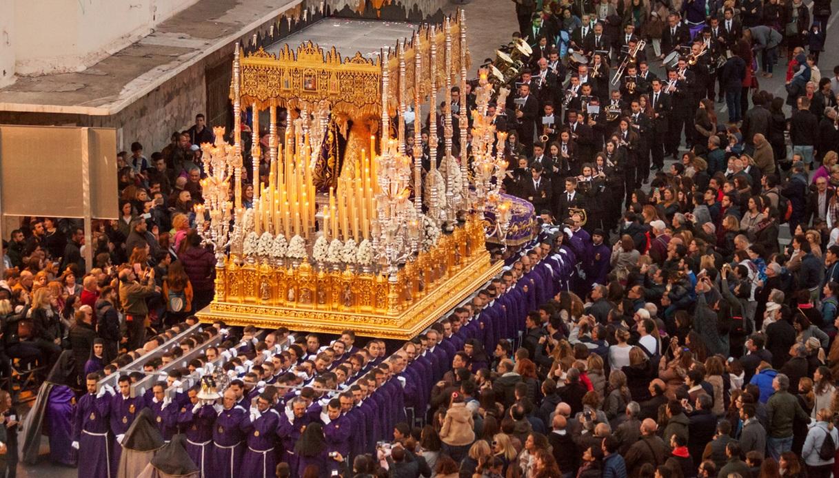 Processione dei pasos durante la Semana Santa, Málaga