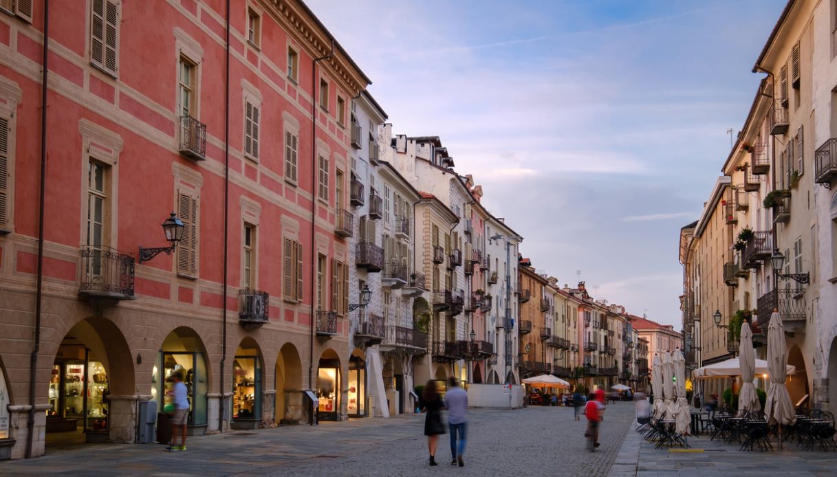 La via principale di Cuneo