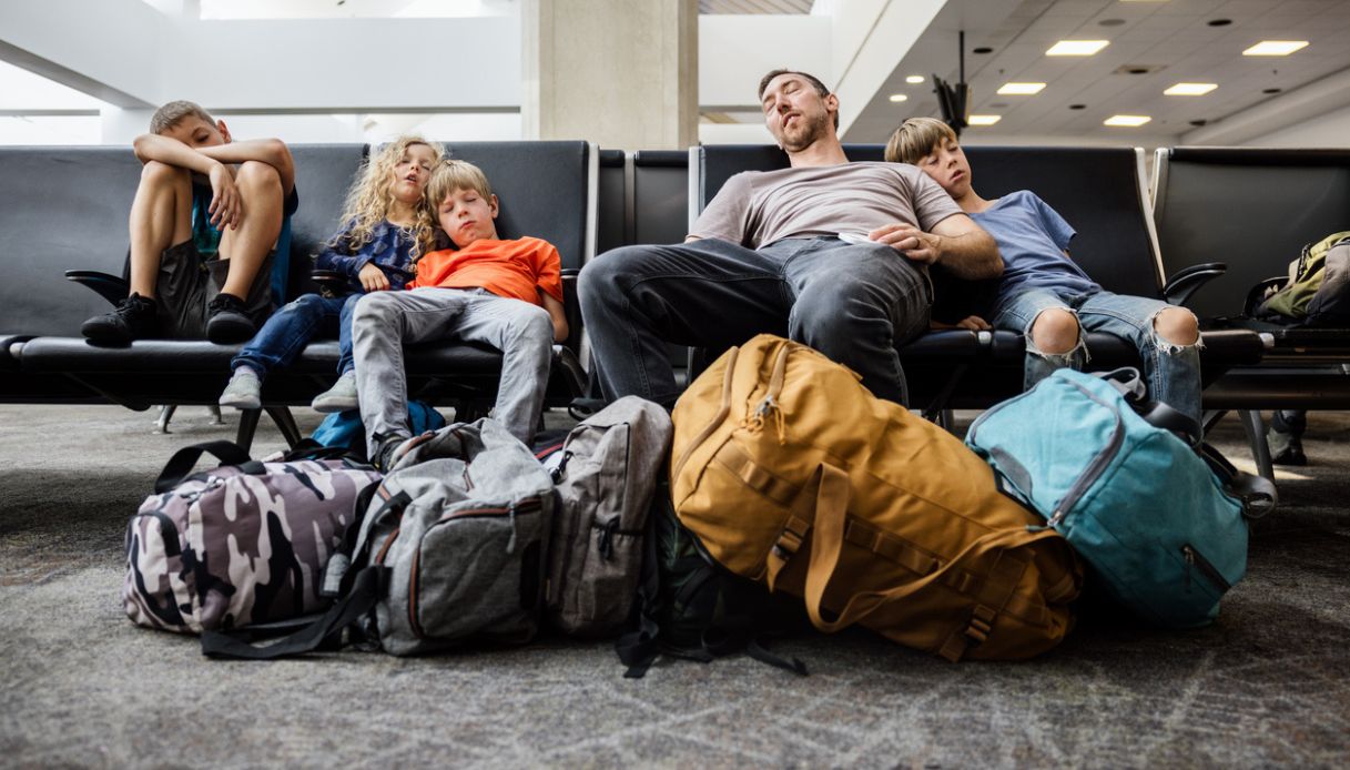 dormire in aeroporto