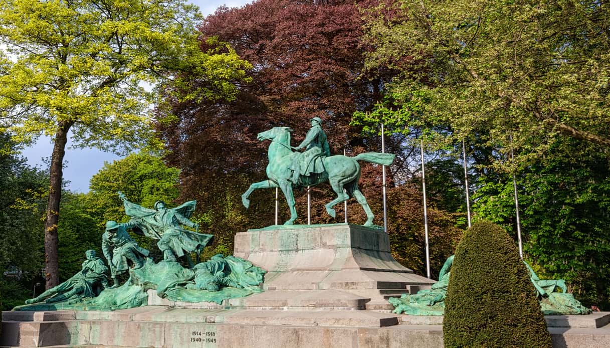 Stadspark di Anversa: il monumento ai caduti