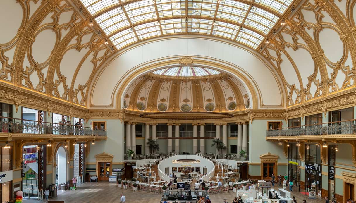 La Stadsfestzaal di Anversa