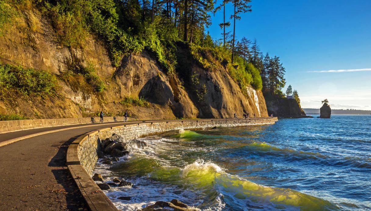 seawall stanley park