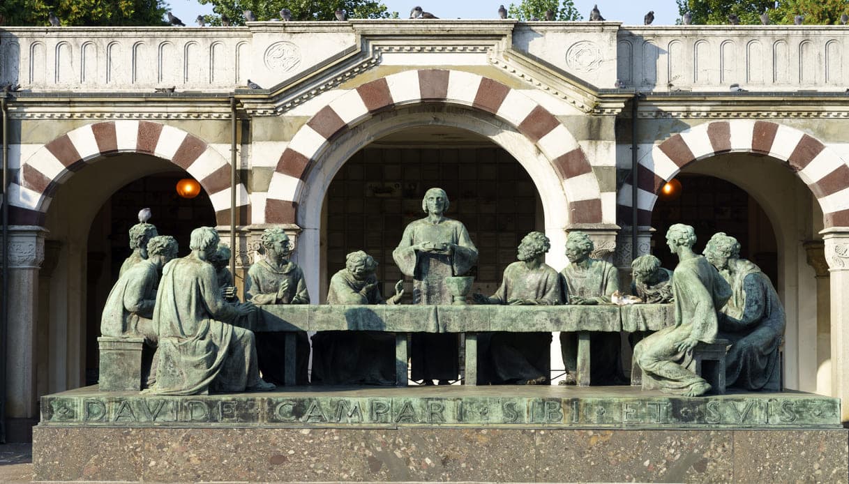 Tomba monumentale della famiglia Campari