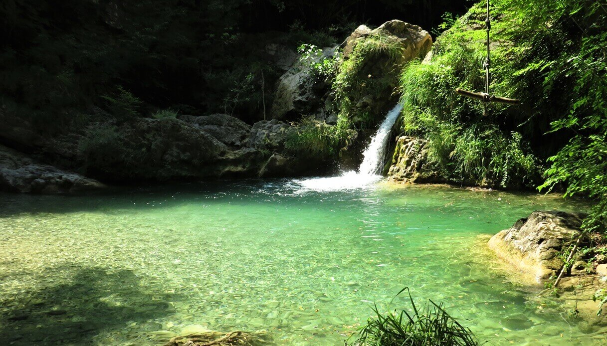 I Bozzi delle Fate a Fiacciano, in Lunigiana, Toscana