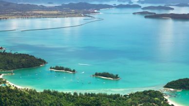Cosa vedere a Langkawi, il paradiso tropicale in Malesia (set di Money Road)