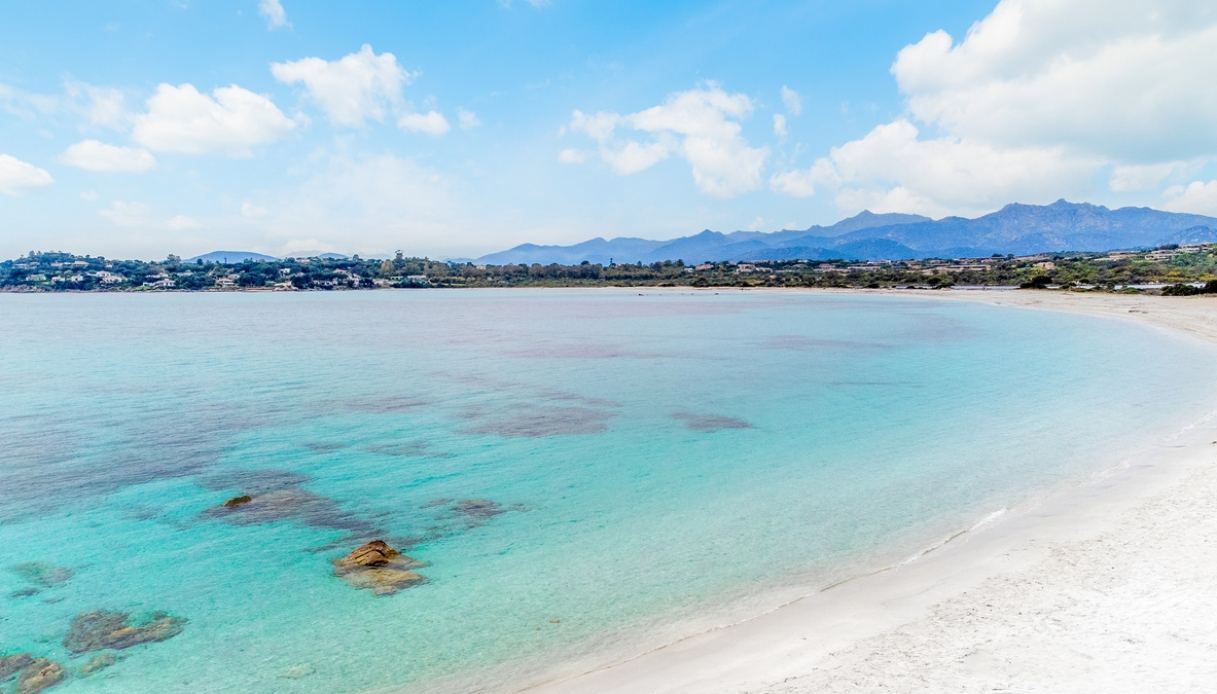 caratteristiche della spiaggia di Lu Impostu