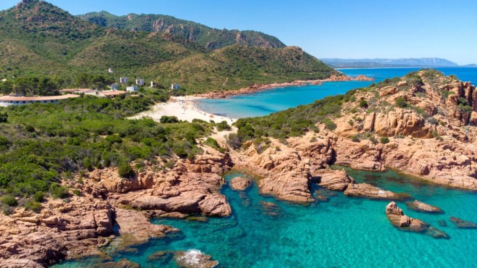 Estate italiana, le 7 migliori mete low cost del 2025 in cui trascorrere le vacanze