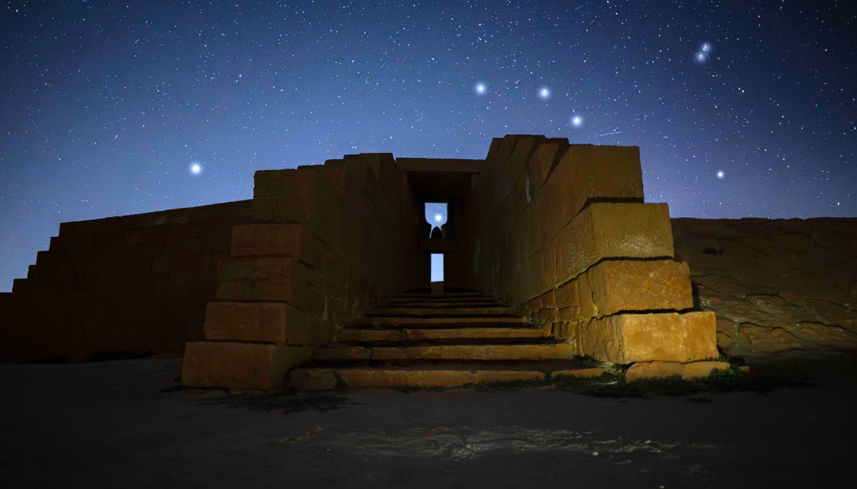 Teatro Andromeda di notte
