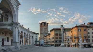 Udine: un viaggio tra eleganza friulana, arte nascosta e sapori autentici