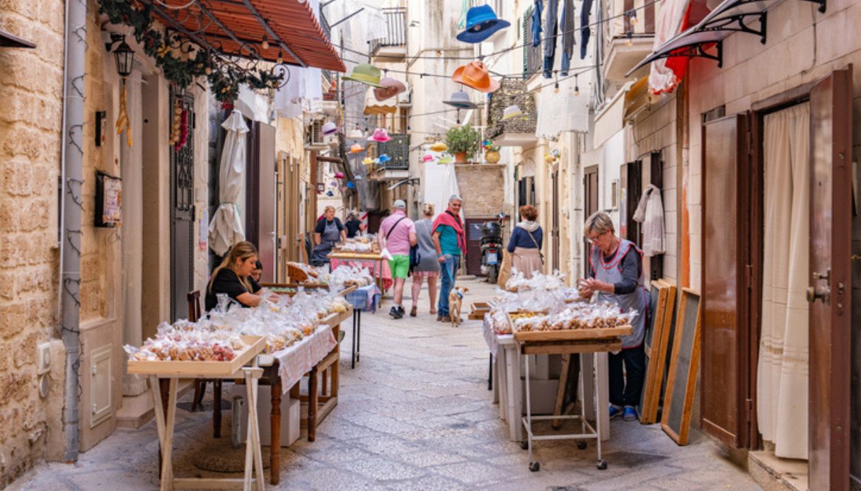 Via delle Orecchiette a Bari Vecchia, tra le cose da vedere a Bari