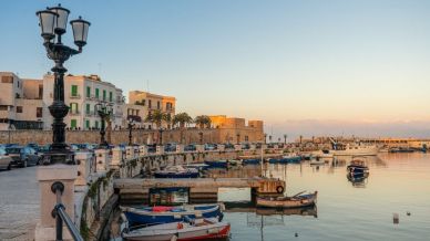 Il doppio volto di Bari conquista gli Stati Uniti e finisce in copertina