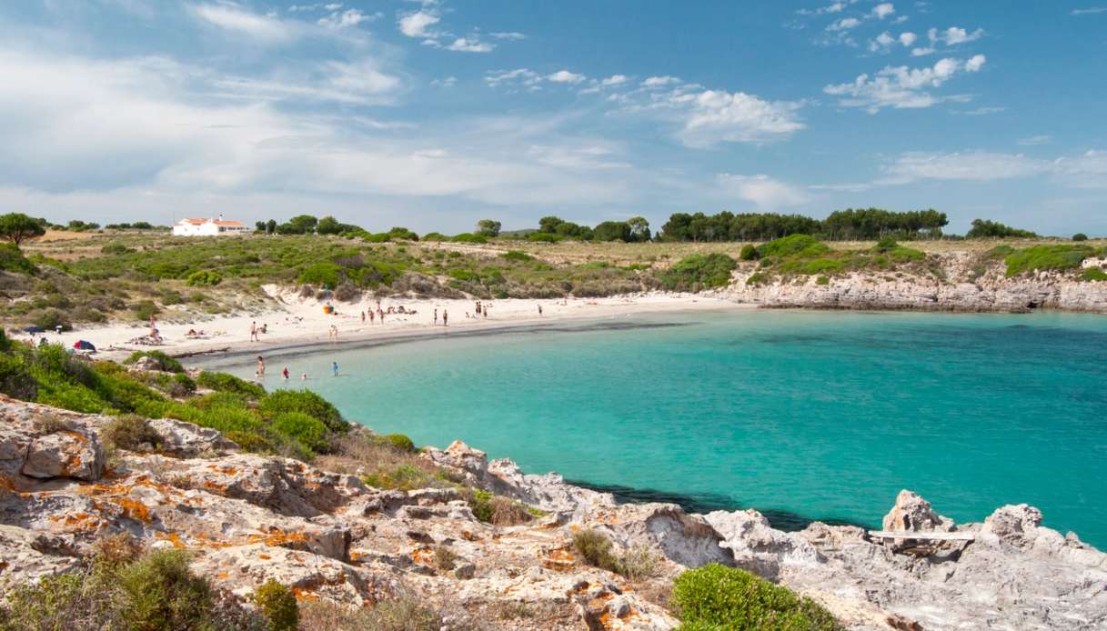 scopri le spiagge dell'isola di san pietro