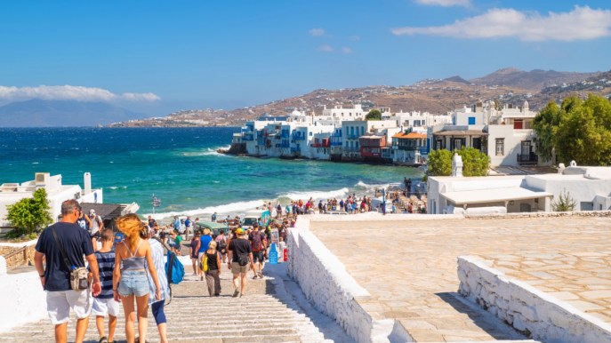 Turismo di massa: ecco le destinazioni da evitare perché troppo affollate
