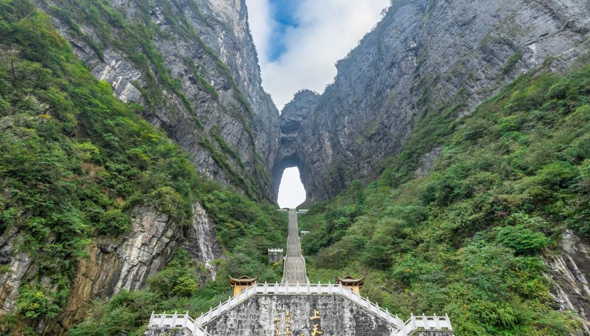 La porta del paradiso nel parco di Zhangjiajie 