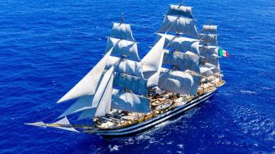 L’Amerigo Vespucci, la nave più bella al mondo, approda a Livorno e si può visitare gratis