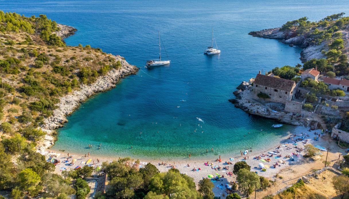 Dubovica Beach, Croazia
