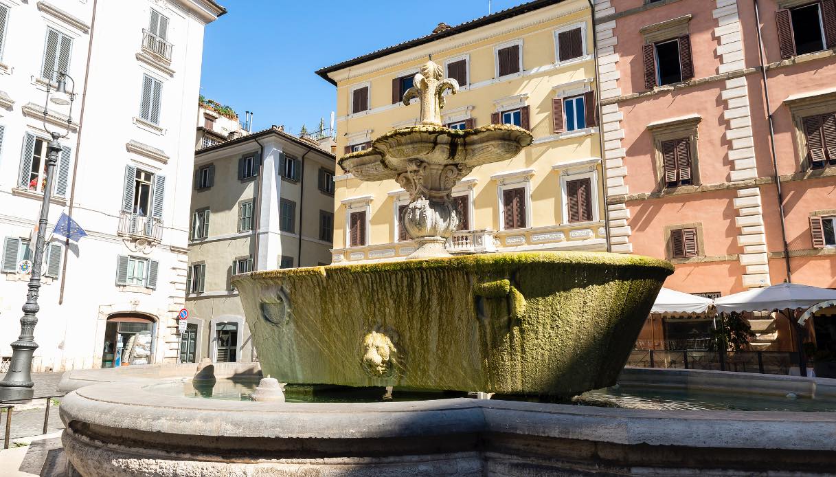 Piazza Farnese