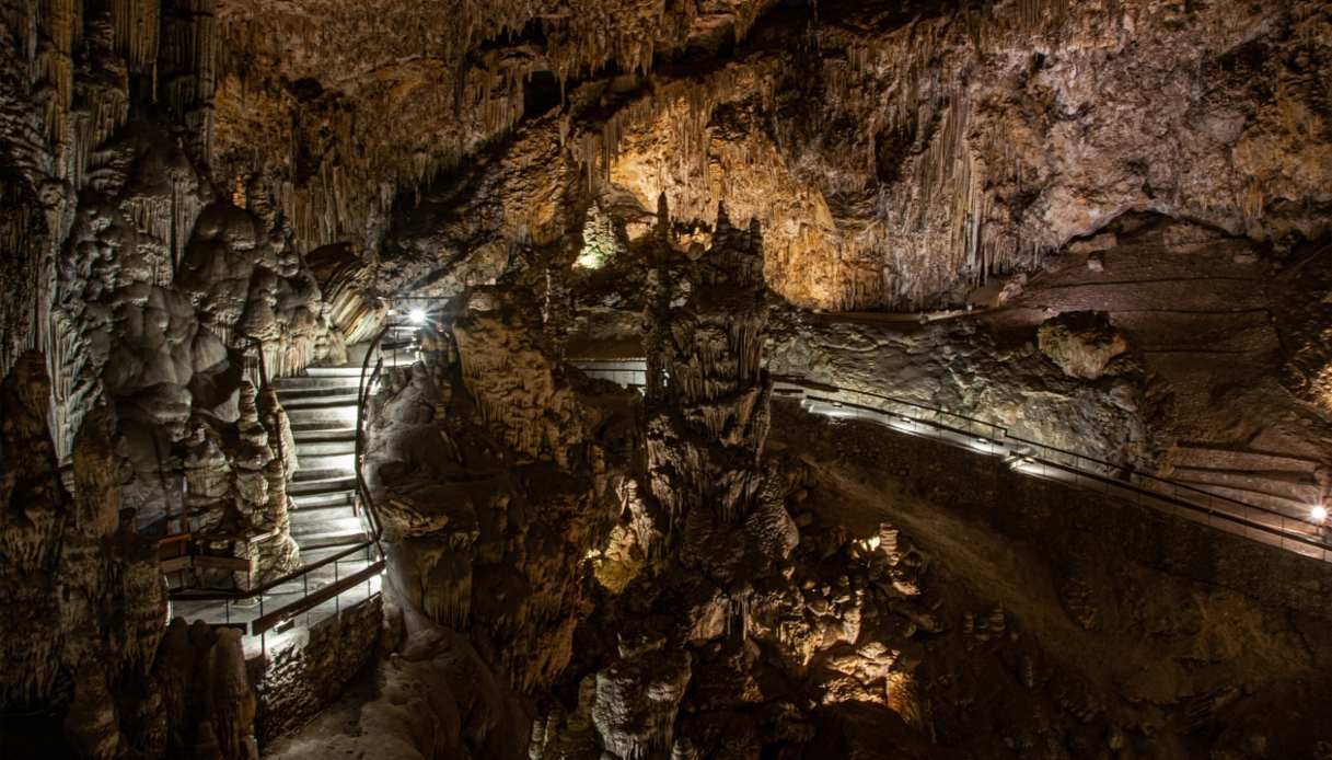 grotte in andalusia