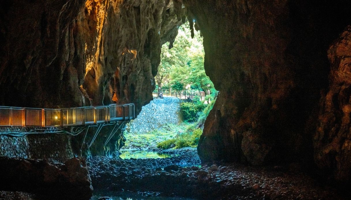 Come visitare le Grotte di Pastena 