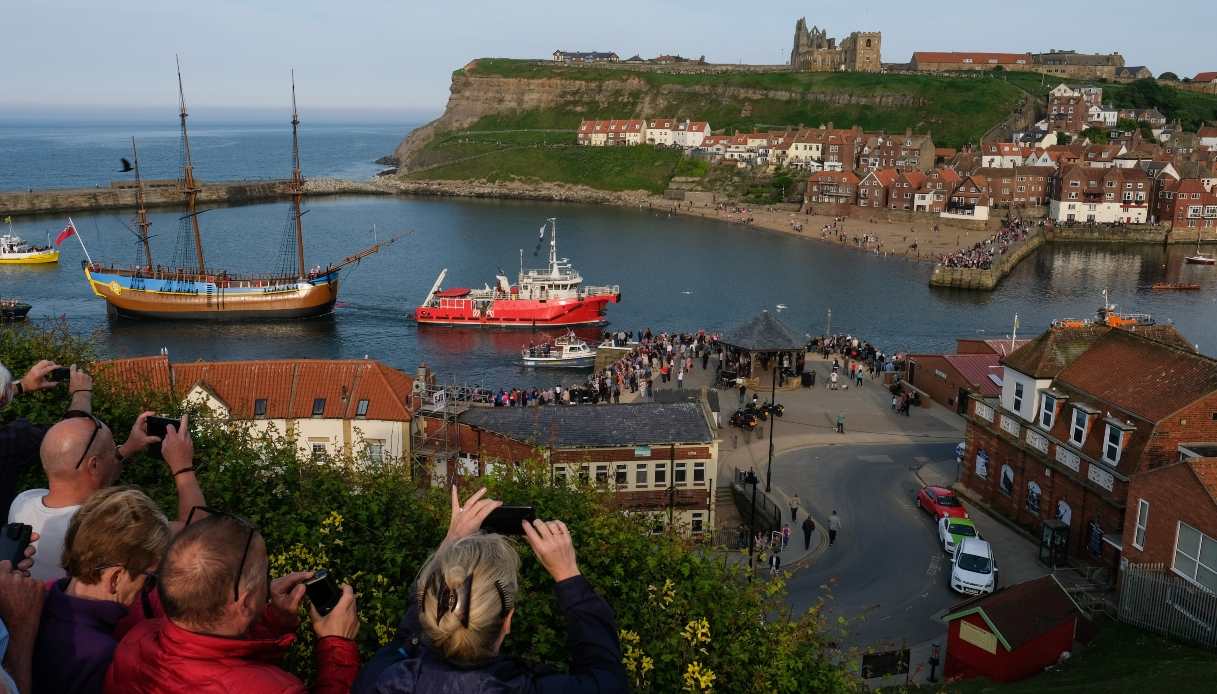 Una replica a grandezza naturale della famosa nave del Capitano Cook