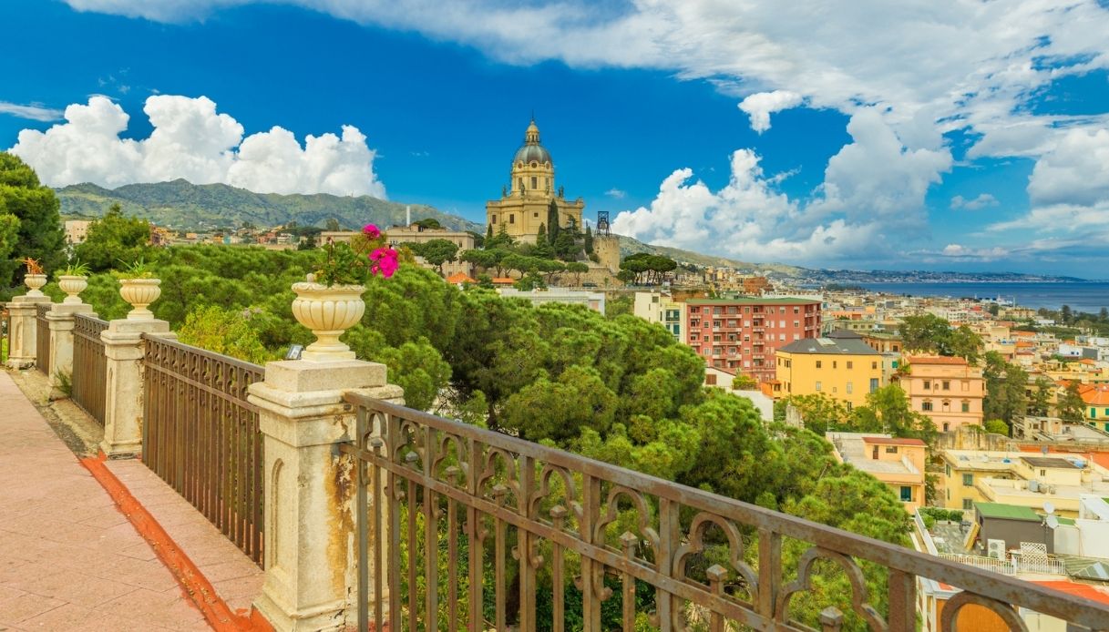 Messina dall'alto, il belvedere del Santuario della Madonna di Montalto