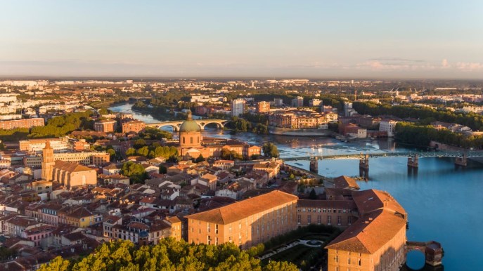 Tolosa, la città rosa che conquista: perché visitarla adesso è un’ottima idea