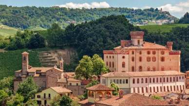 Barolo, il borgo candidato al Best Tourism Villages by UN Tourism